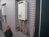 給湯器交換 世田谷区2012−12 (1).jpg